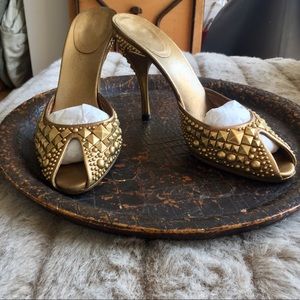 Tom Ford's Last Gucci Runway: Gold spiked Heels.